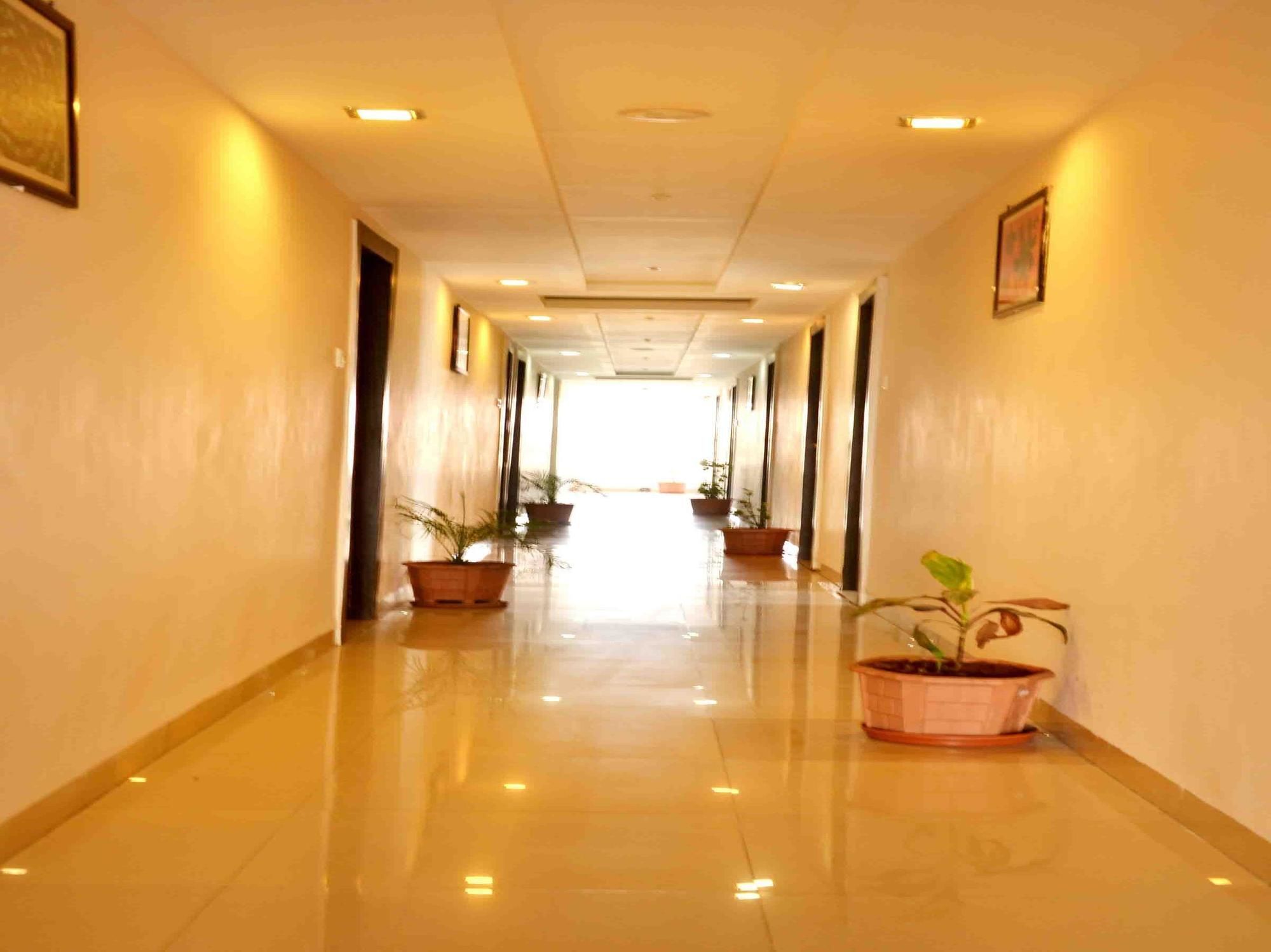 Hotel Vijay Nagar Indore Ngoại thất bức ảnh