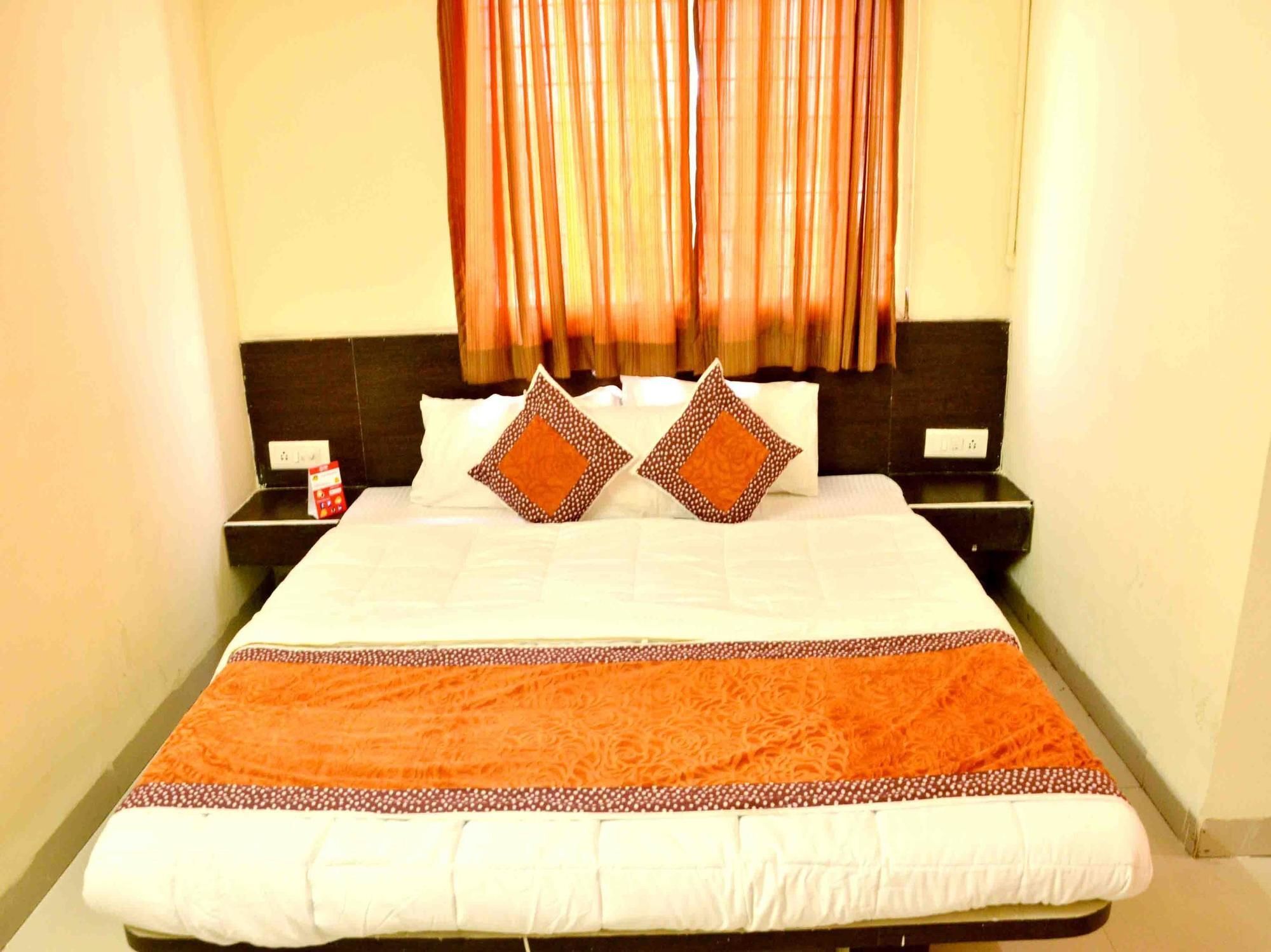 Hotel Vijay Nagar Indore Ngoại thất bức ảnh